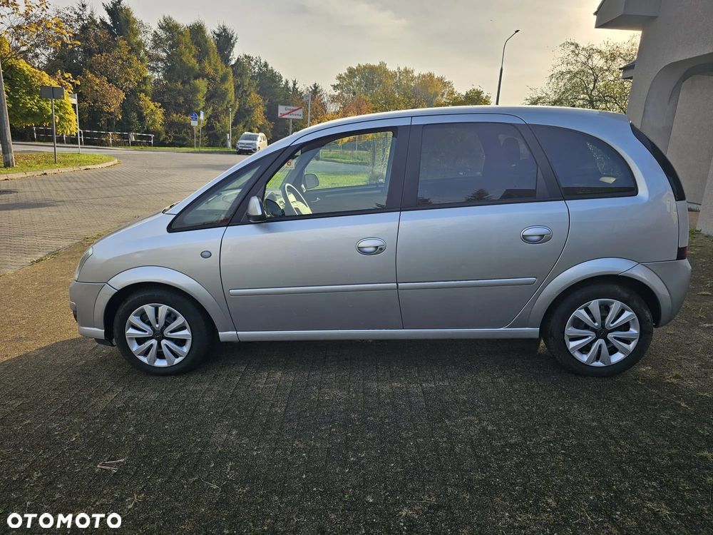 Opel Meriva - 23
