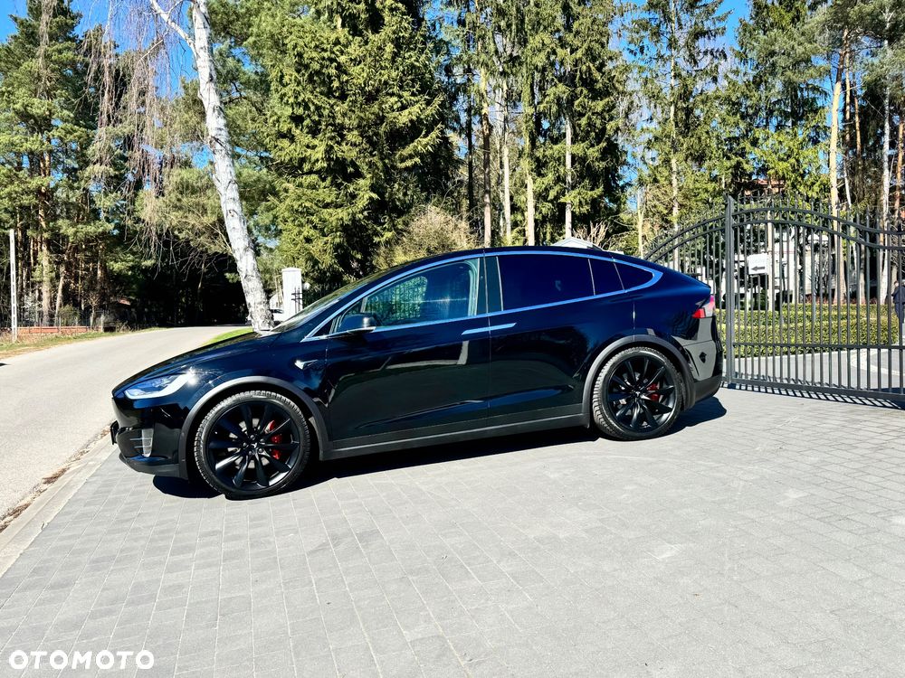 Tesla Model X Performance - 4