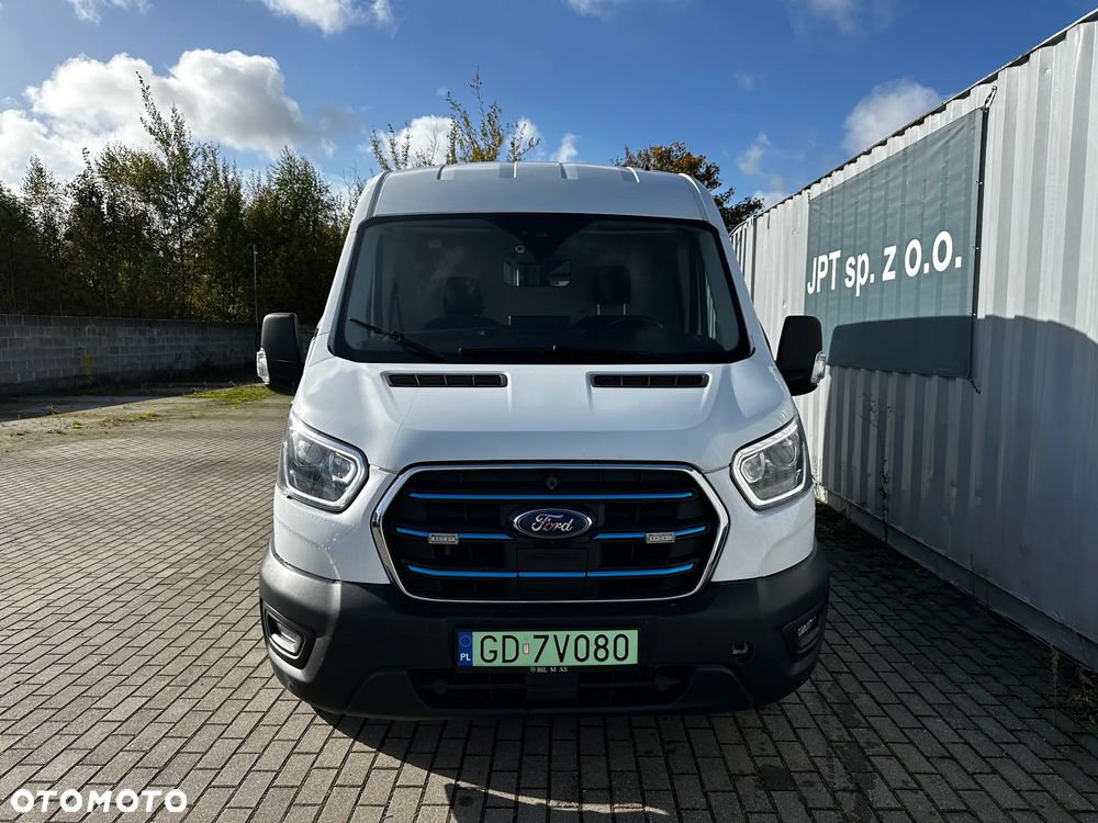 Ford Transit - 18