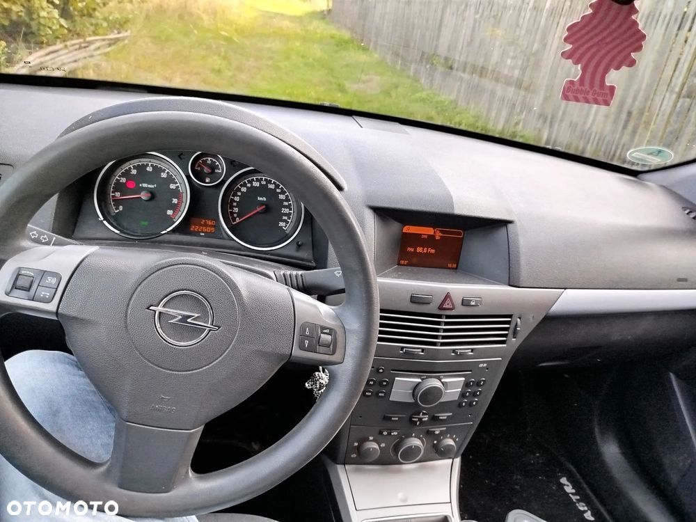 Opel Astra - 14