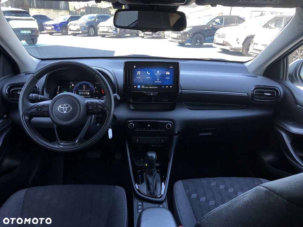 Toyota Yaris Hybrid 1.5 Style - 11