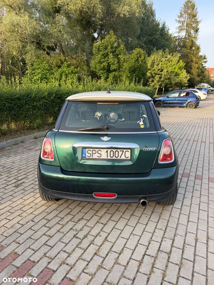MINI Cooper Standard - 5