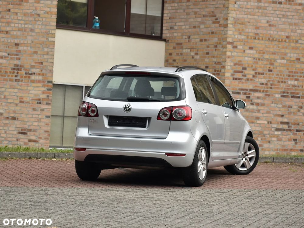 Volkswagen Golf Plus - 11
