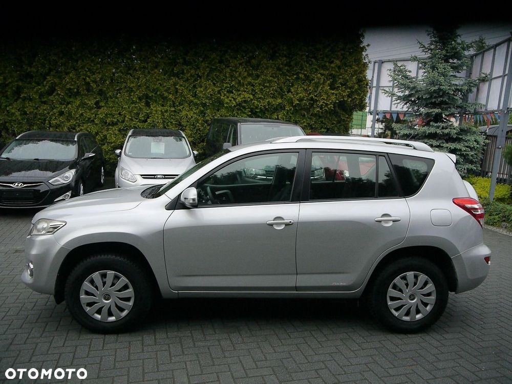 Toyota RAV4 2.2 D-4D 4x4 Sol - 10