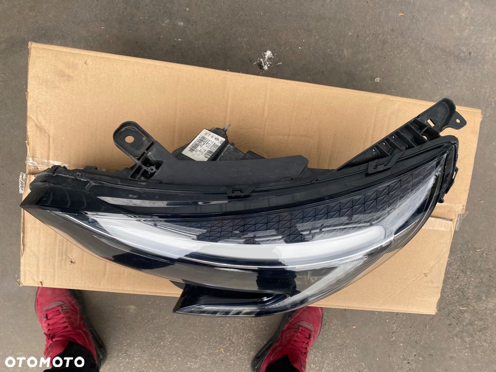 RENAULT CLIO 5 V ORYGINALNE LAMPY REFLEKTORY PRZEDNIE FULL LED LEDOWE LEDOWA LAMPA PRZEDNIA LEWA PRAWA LEWY PRAWY PRZÓD REFLEKTOR PRZEDNI LEWY PRAWY 260607647R 260104922R KOMPLET LAMP PRZEDNICH - 23