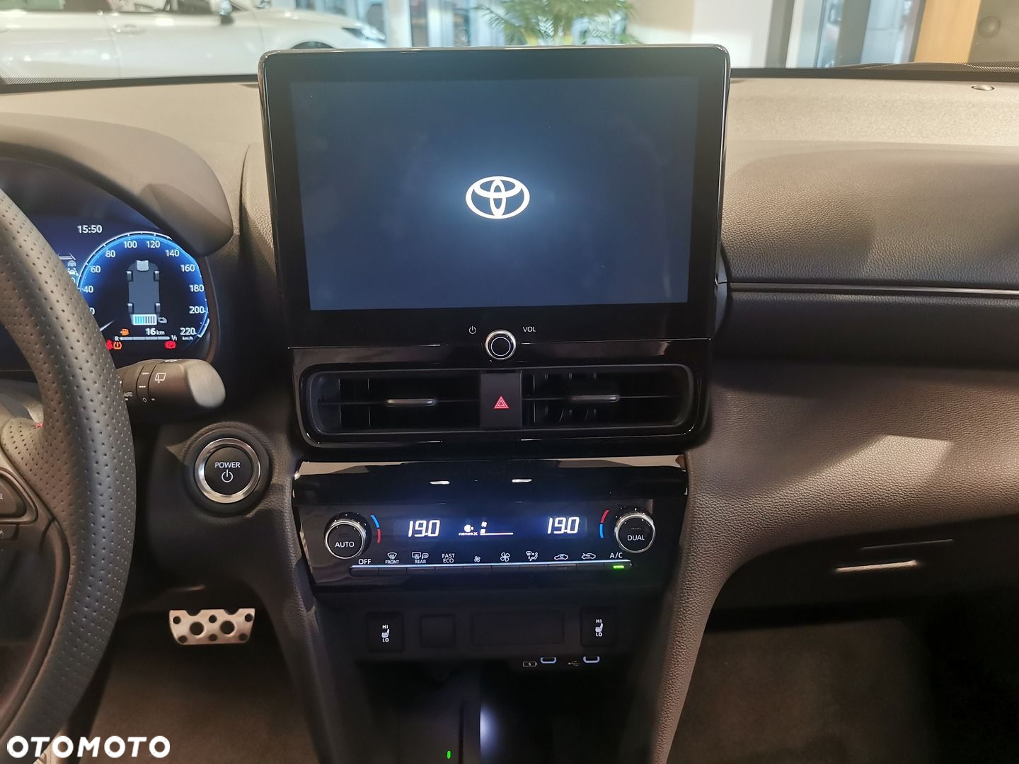 Toyota Yaris Cross - 17