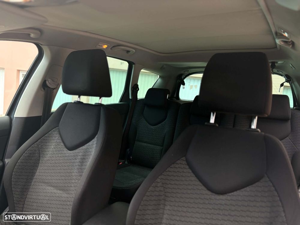 Peugeot 308 SW 1.6 HDi Premium - 3