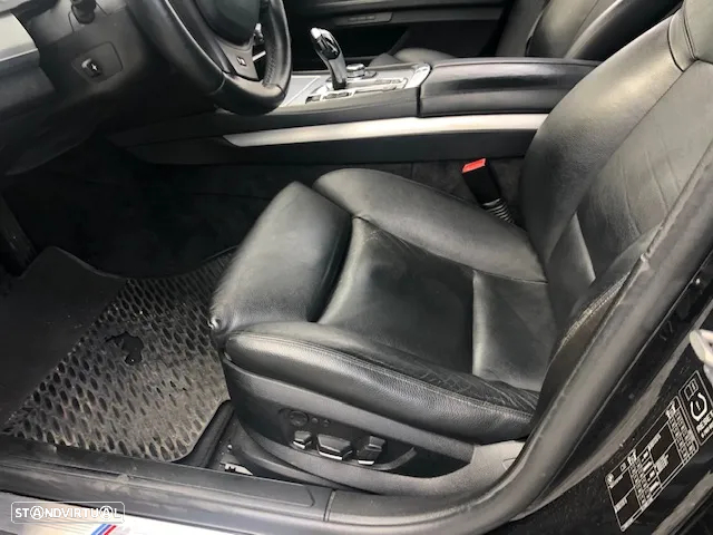 BMW 740 d Pack M - 9
