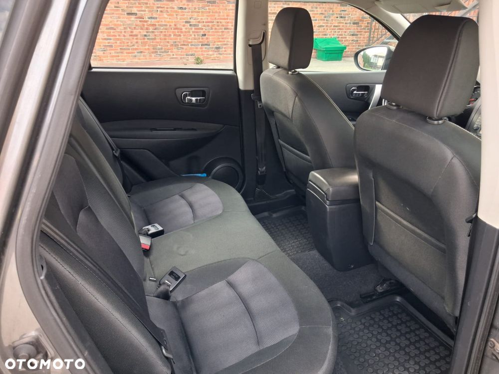 Nissan Qashqai - 11