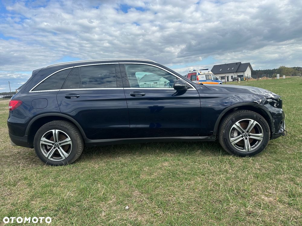 Mercedes-Benz GLC 350 e 4Matic 7G-TRONIC Edition 1 - 11