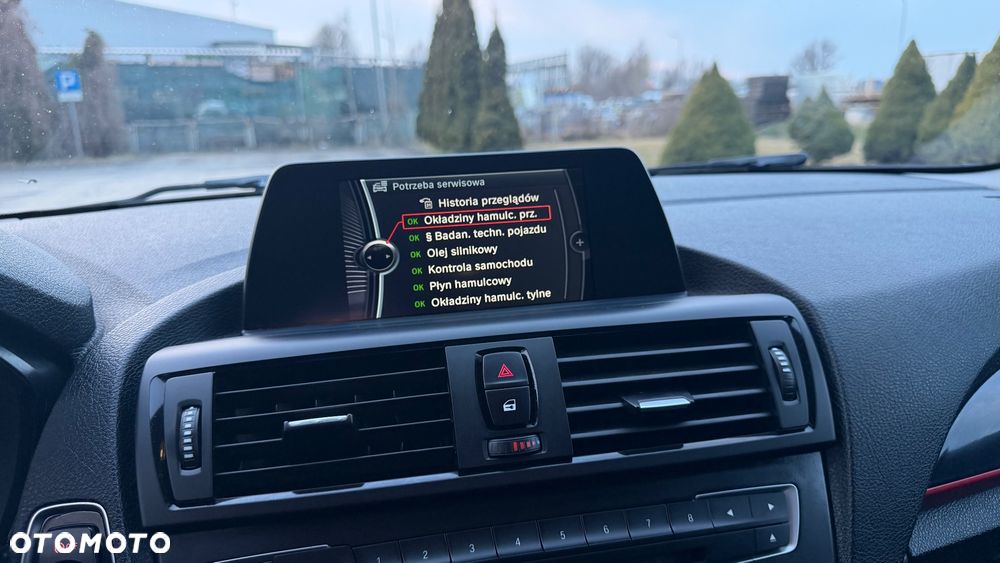 BMW Seria 1 118d - 14