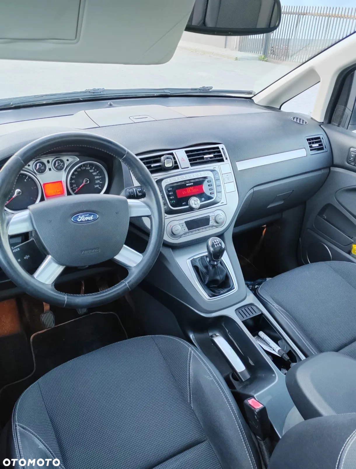 Ford C-MAX - 10