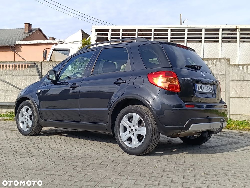 Suzuki SX4 1.6 GLX / Comfort - 25