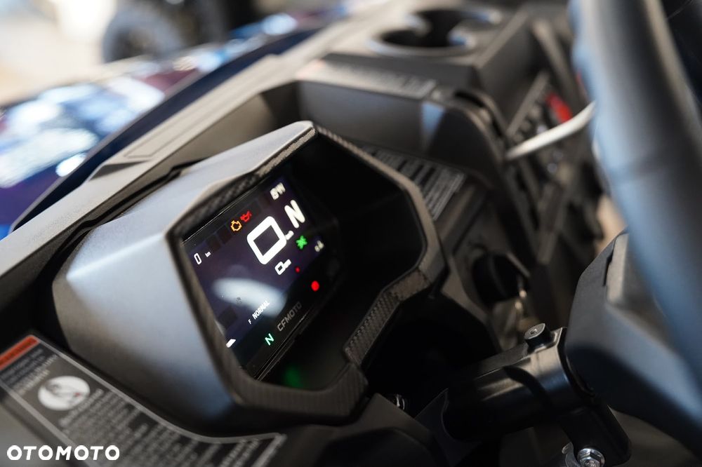 CFMoto UForce - 28