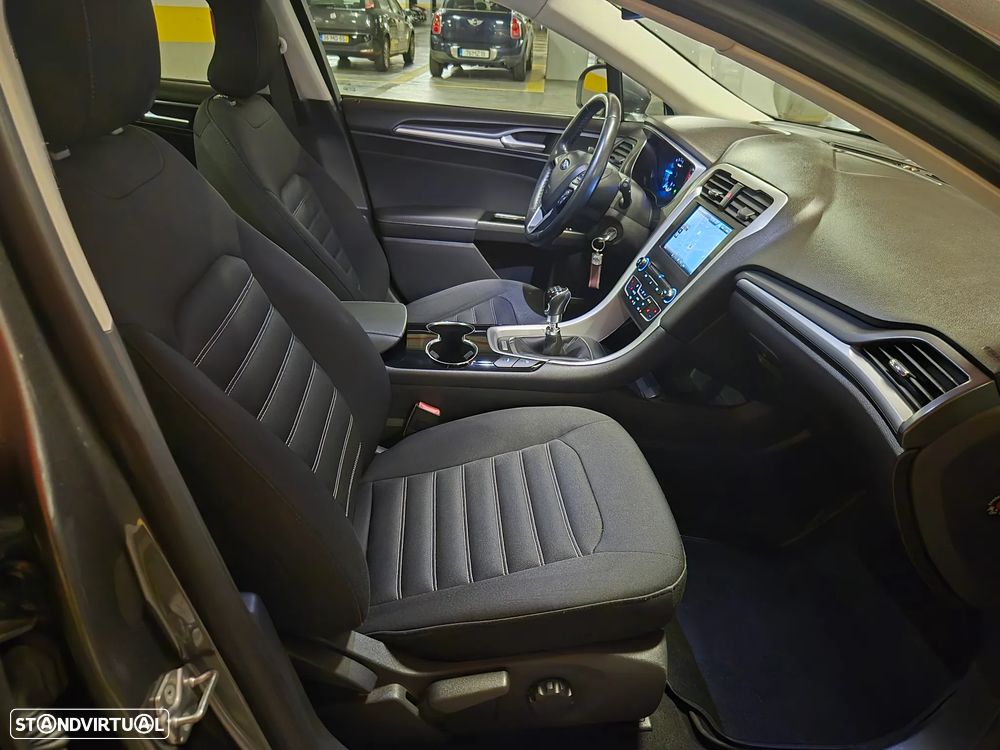 Ford Mondeo SW 1.5 TDCi Titanium ECOnetic - 44