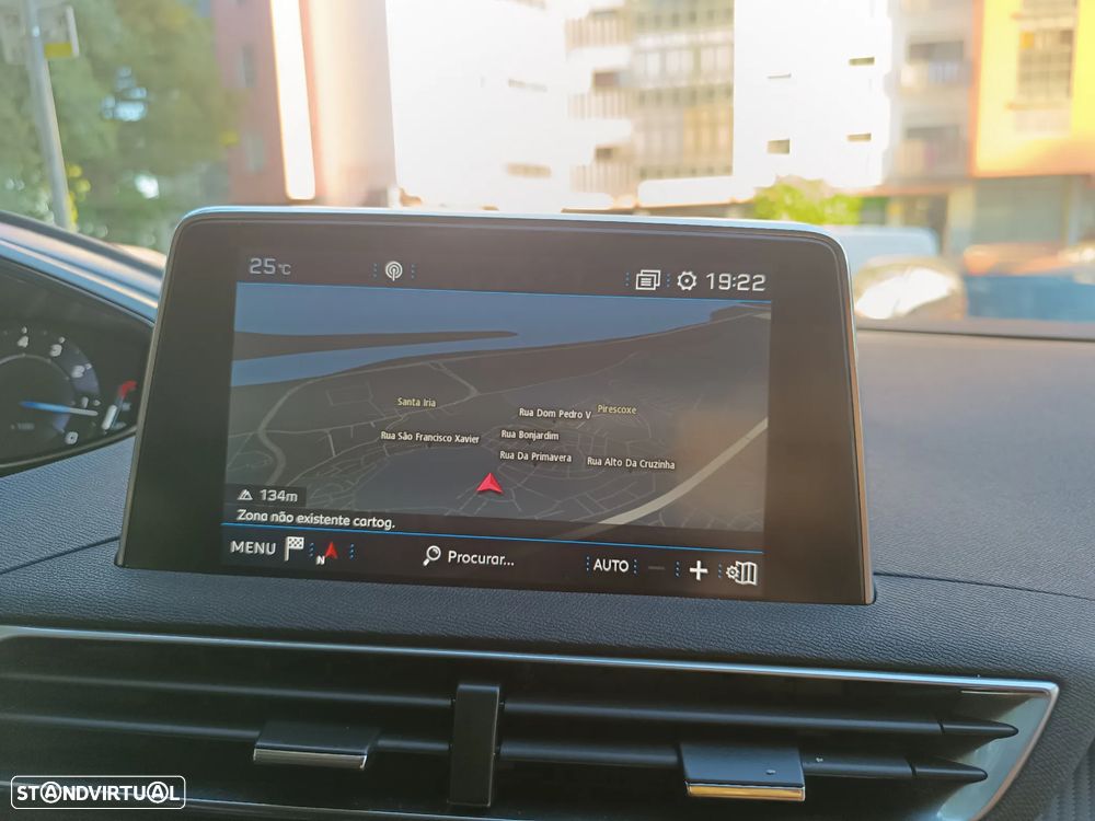 Peugeot 3008 PureTech 130 Stop & Start GPF EAT8 Active Business-Pack - 40