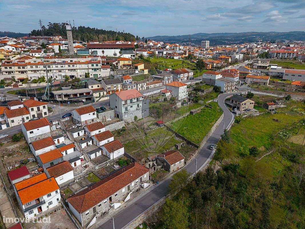 Moradia T2 para venda - Grande imagem: 2/9