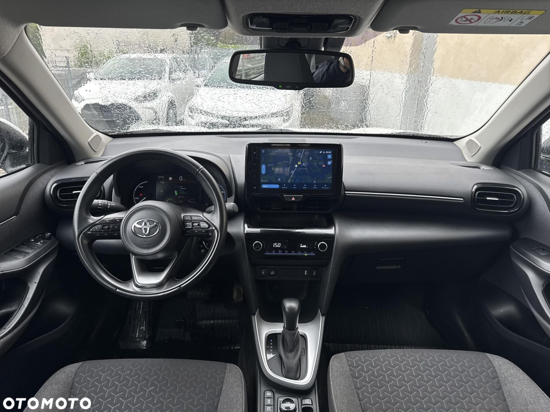 Toyota Yaris Cross Hybrid 1.5 Comfort 4x4 - 10