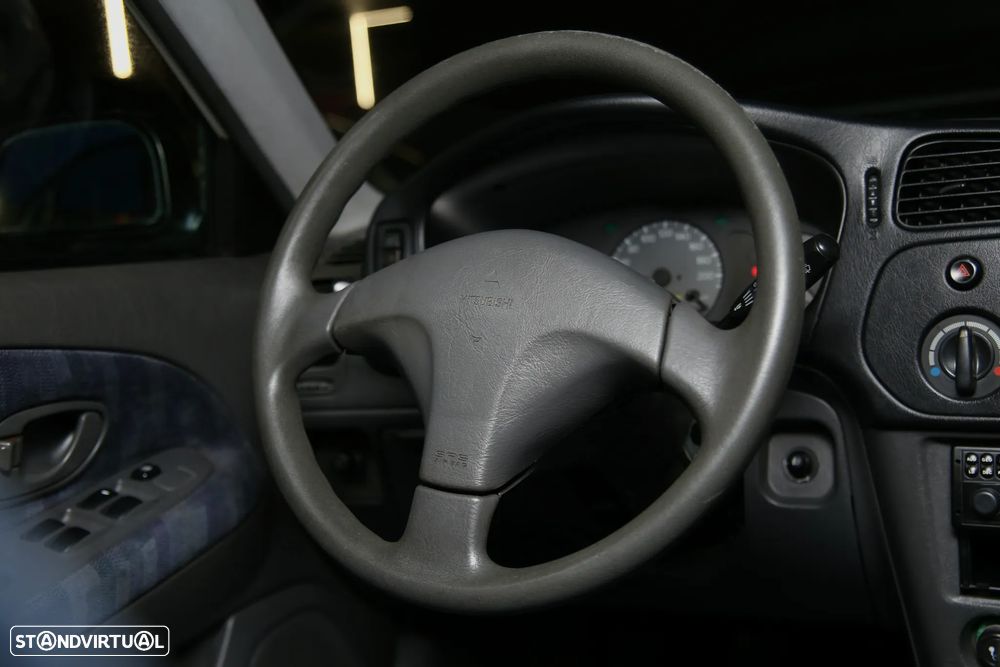 Mitsubishi Lancer 1.3 GLX JLL+AC+TA+ABS - 9