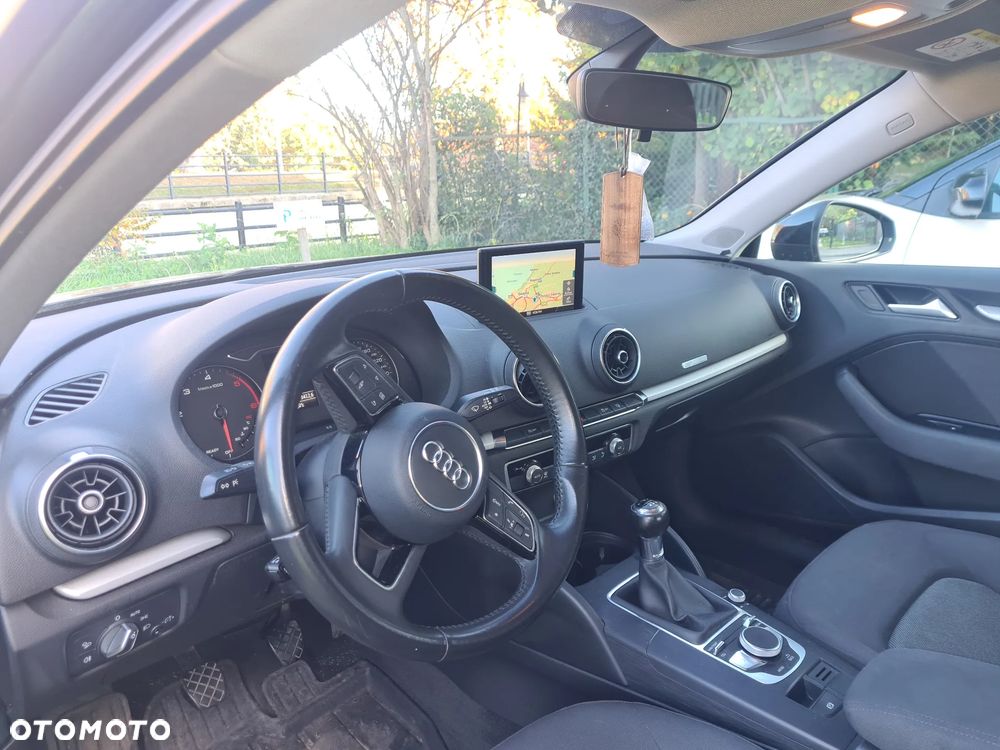 Audi A3 Sportback - 5
