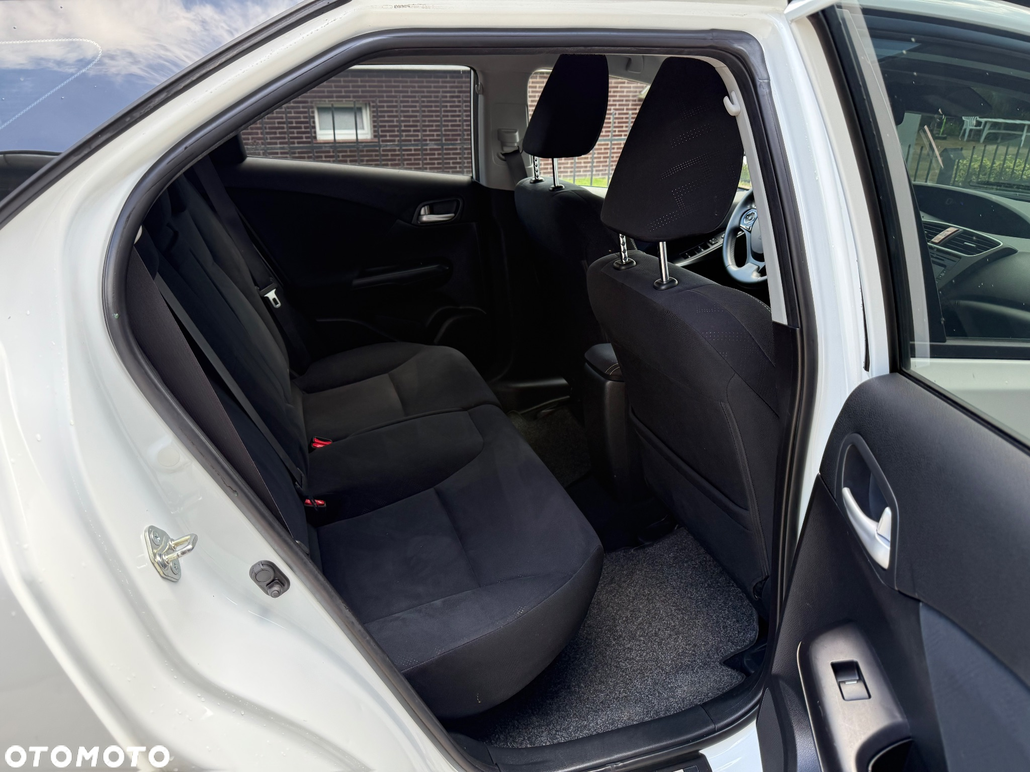 Honda Civic 1.6 i-DTEC Executive Navi - 13