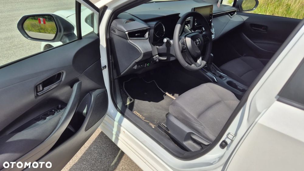 Toyota Corolla 1.8 Hybrid GPF Active - 17