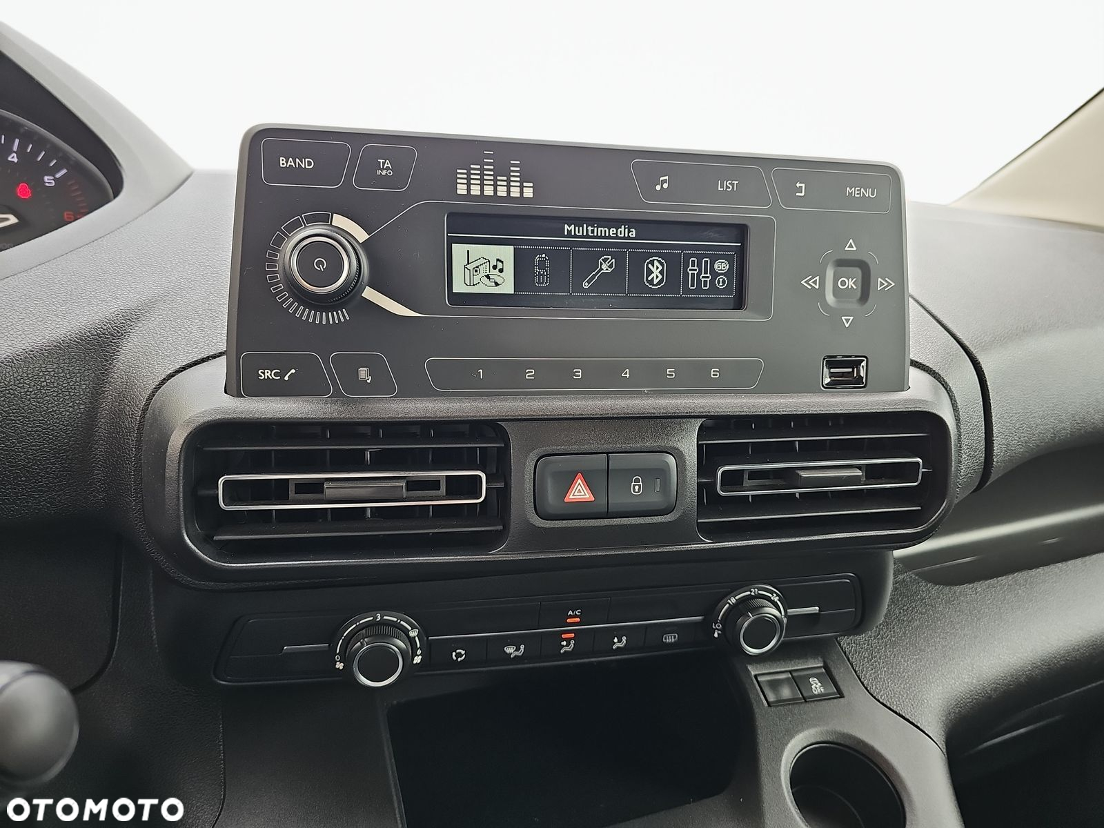 Peugeot Rifter 1.5 BlueHDI Active - 16