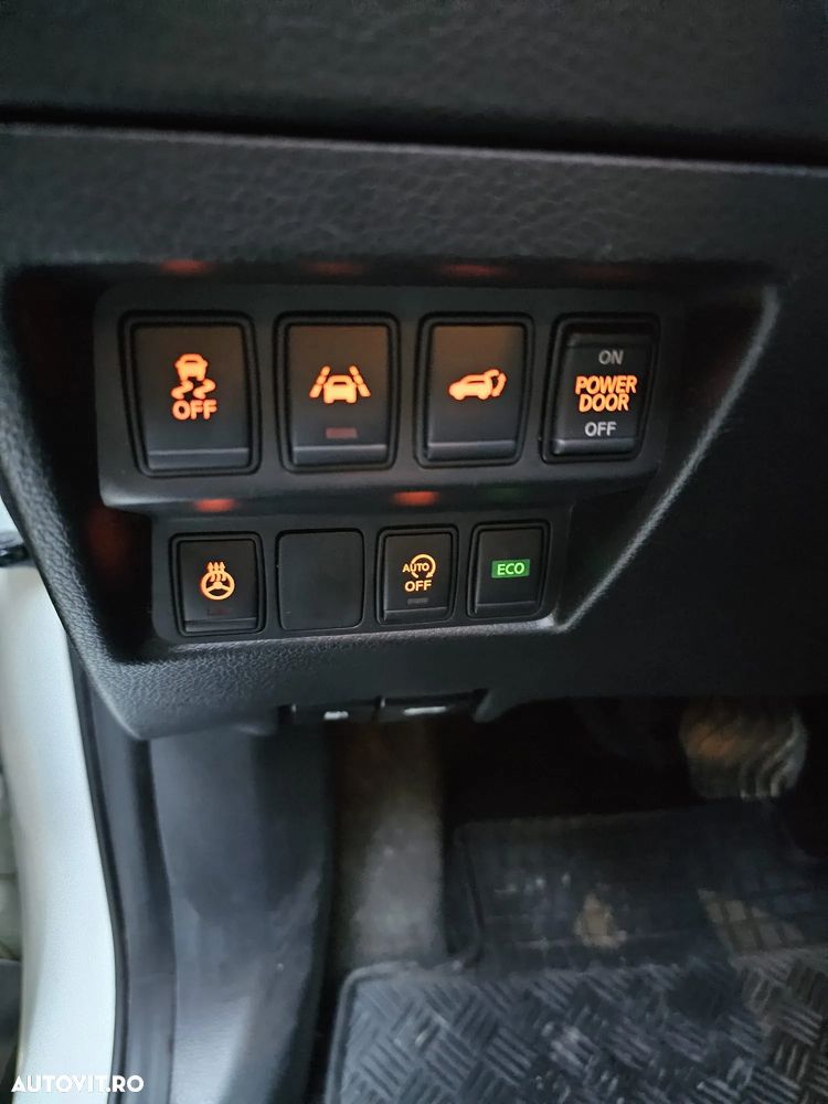 Nissan X-Trail 2.0 dCi ALL-MODE 4x4i Xtronic Tekna - 6
