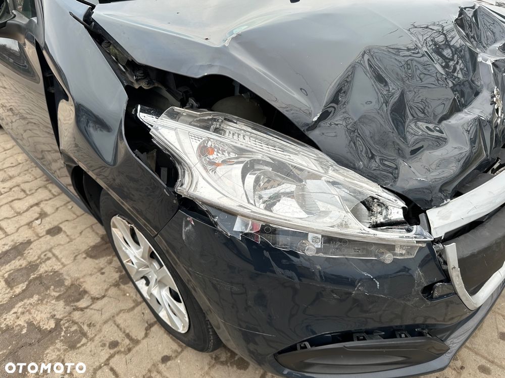 Peugeot 208 PureTech 68 Like - 12