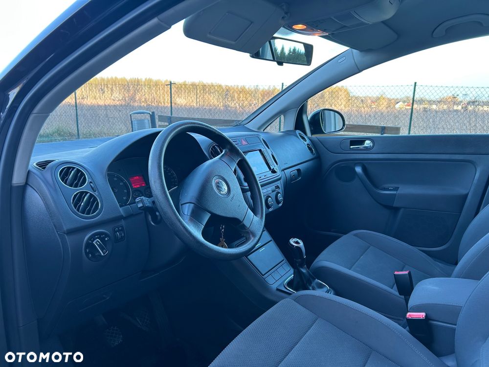 Volkswagen Golf 1.6 FSI Comfortline - 15