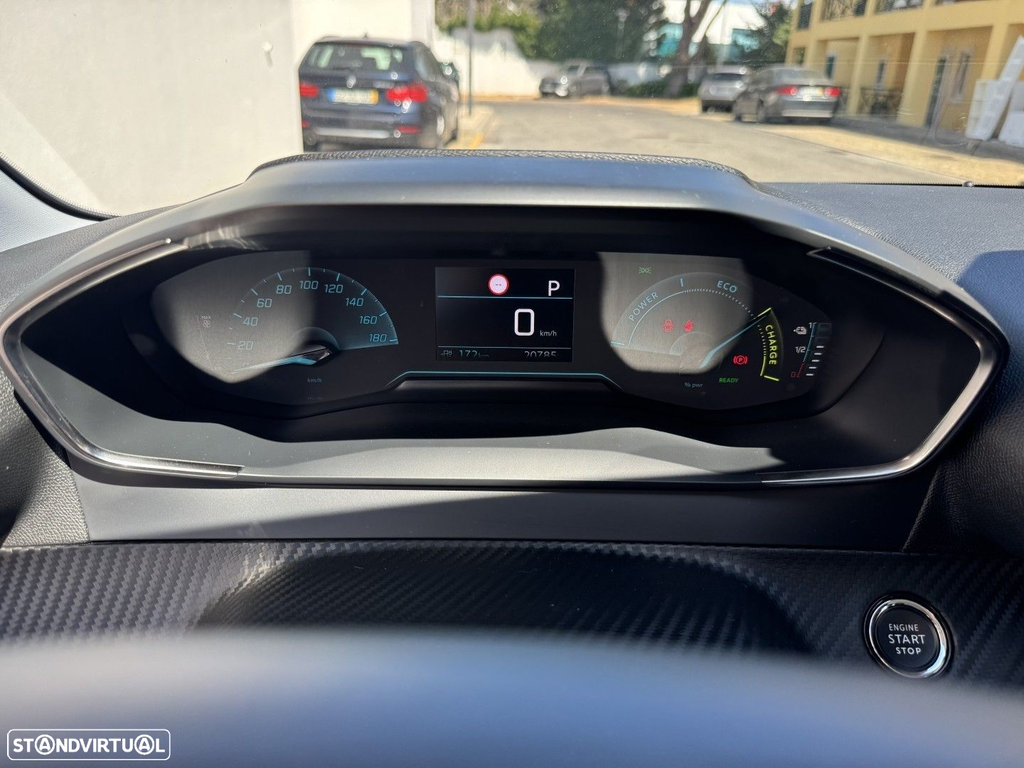 Peugeot e-208 50 kWh Allure - 23