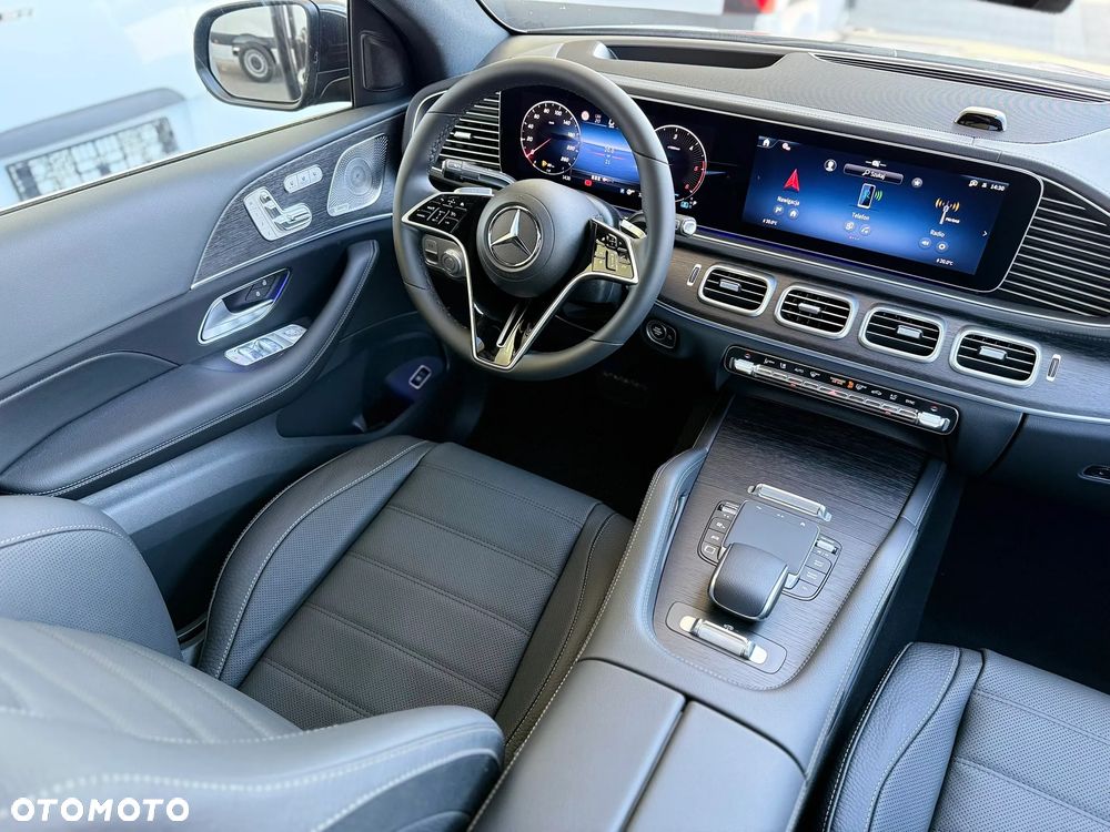 Mercedes-Benz GLE - 11