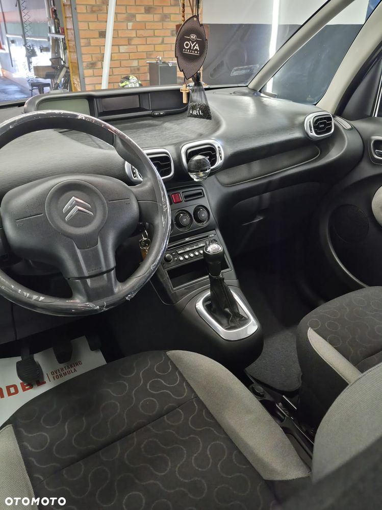 Citroën C3 Picasso 1.6 HDi Exclusive - 11