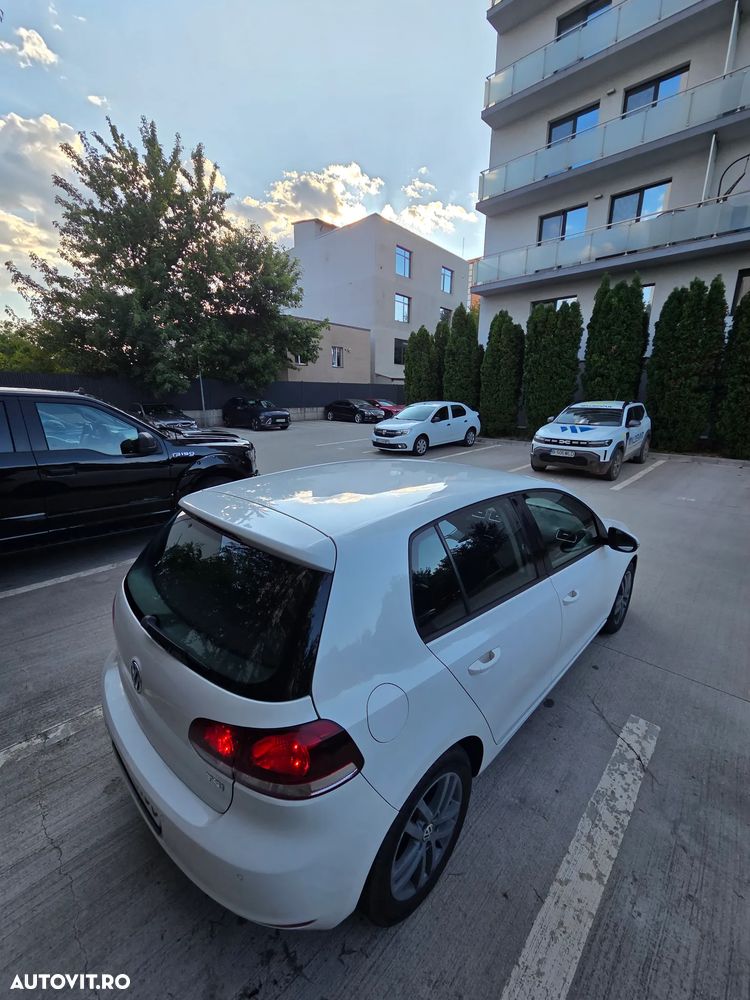 Volkswagen Golf 1.4 TSI DSG Style - 23