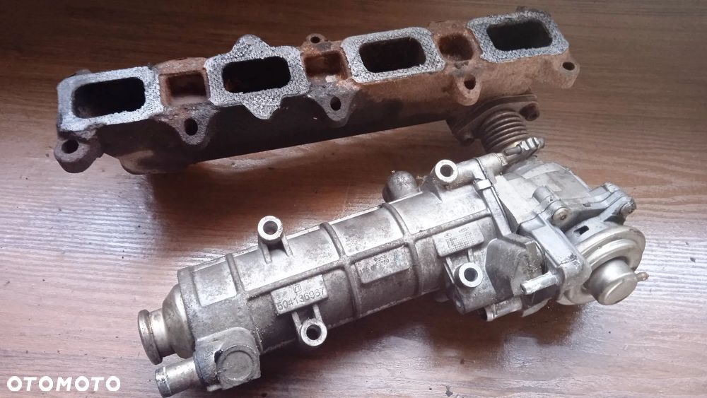 Chłodnica spalin zawór EGR Iveco Daily 35C18 504136967 kolektor wydechowy 504073822 - 3