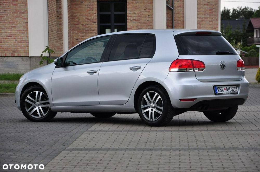Volkswagen Golf - 21