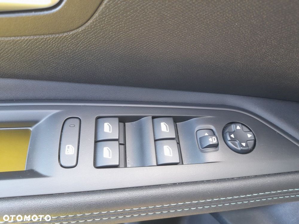 Peugeot 3008 1.2 PureTech Allure Pack S&S EAT8 - 13