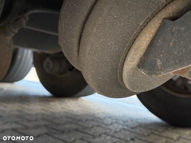 Schmitz Cargobull A400 Tiefkühler Standard Ladebordwand - 3