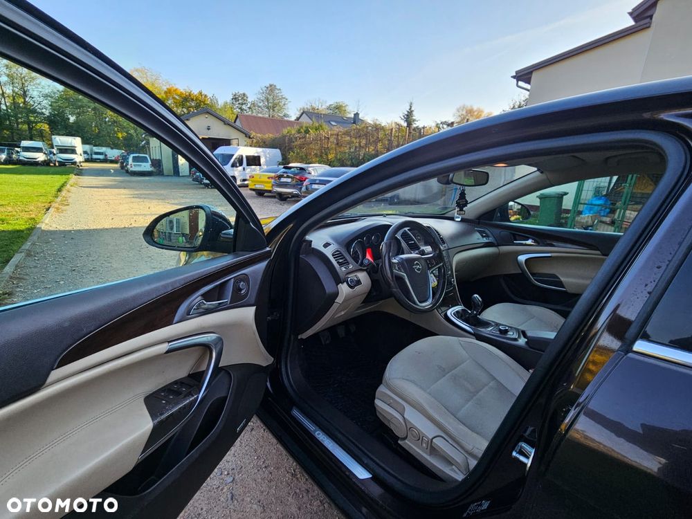 Opel Insignia - 21