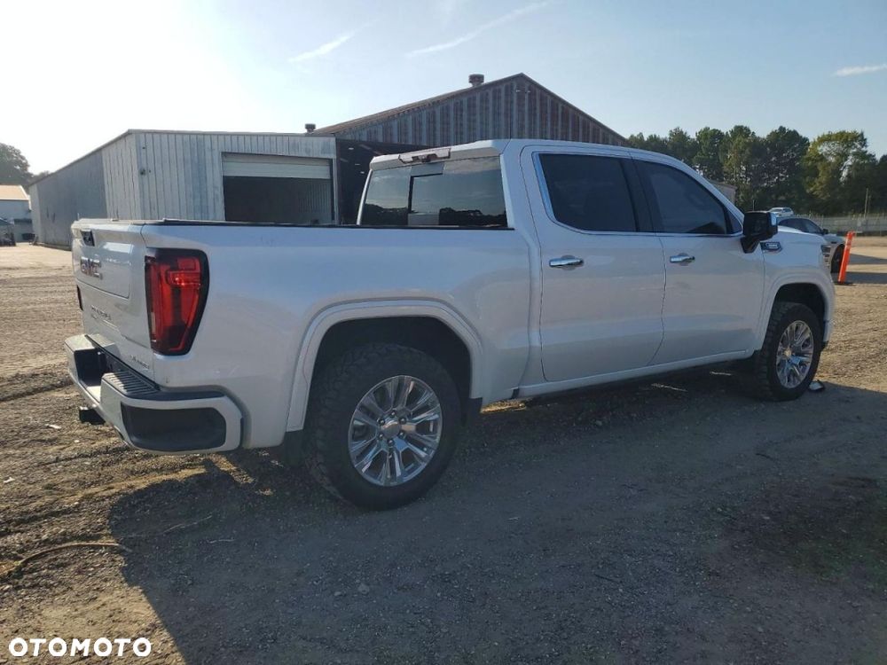 GMC Sierra - 5