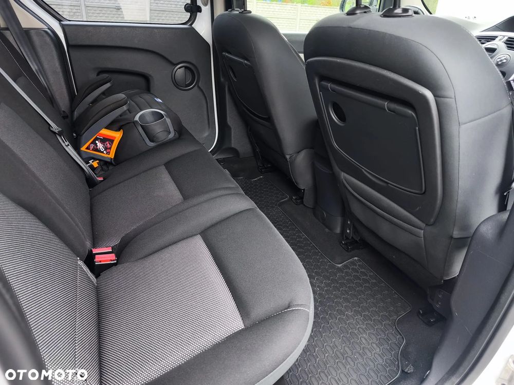 Renault Kangoo 1.5 dCi Limited Eu6 - 23