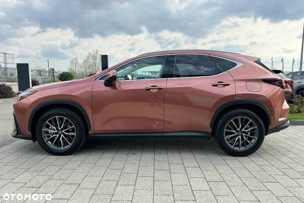 Lexus NX 350h Prestige 2WD - 4