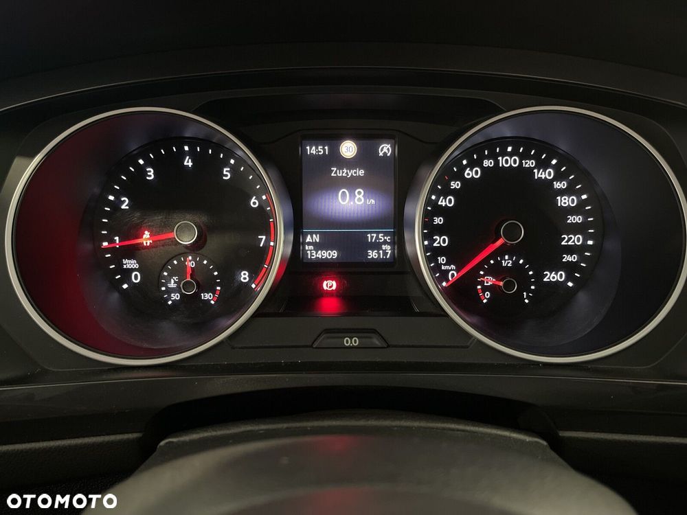 Volkswagen Tiguan - 29