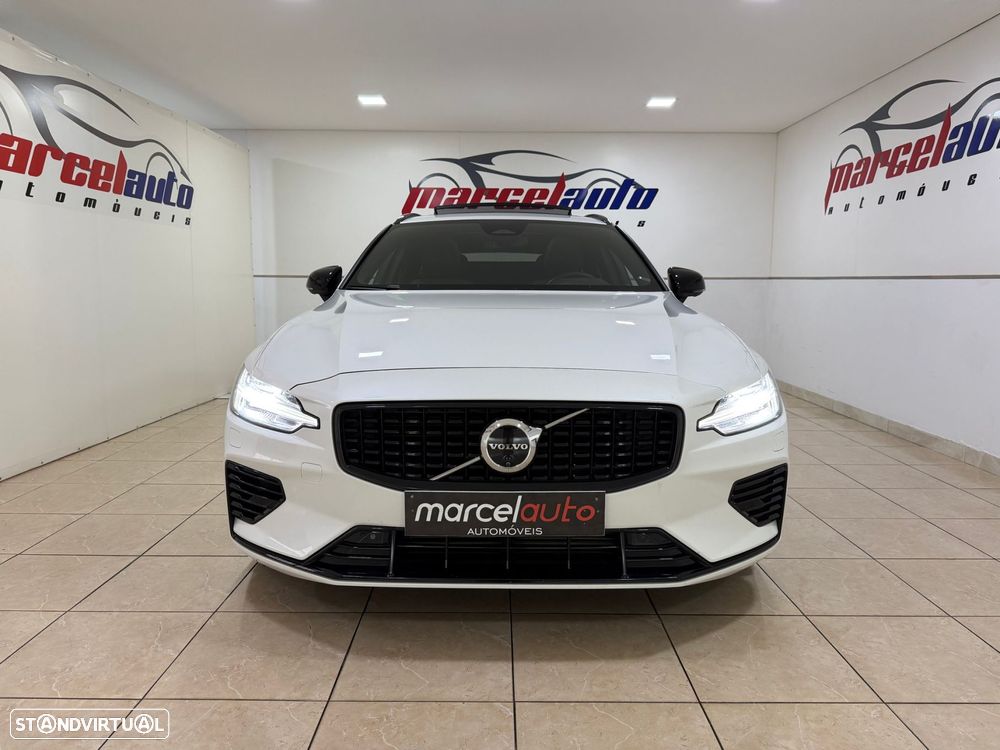 Volvo V60 2.0 T8 AWD TE Plus Dark - 2