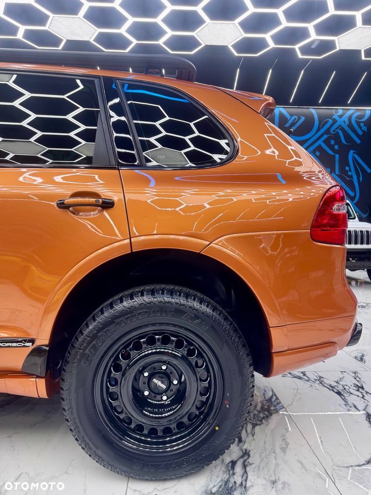 Porsche Cayenne - 17