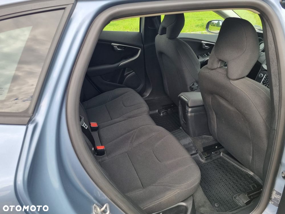 Volvo V40 D2 Geartronic Kinetic - 27