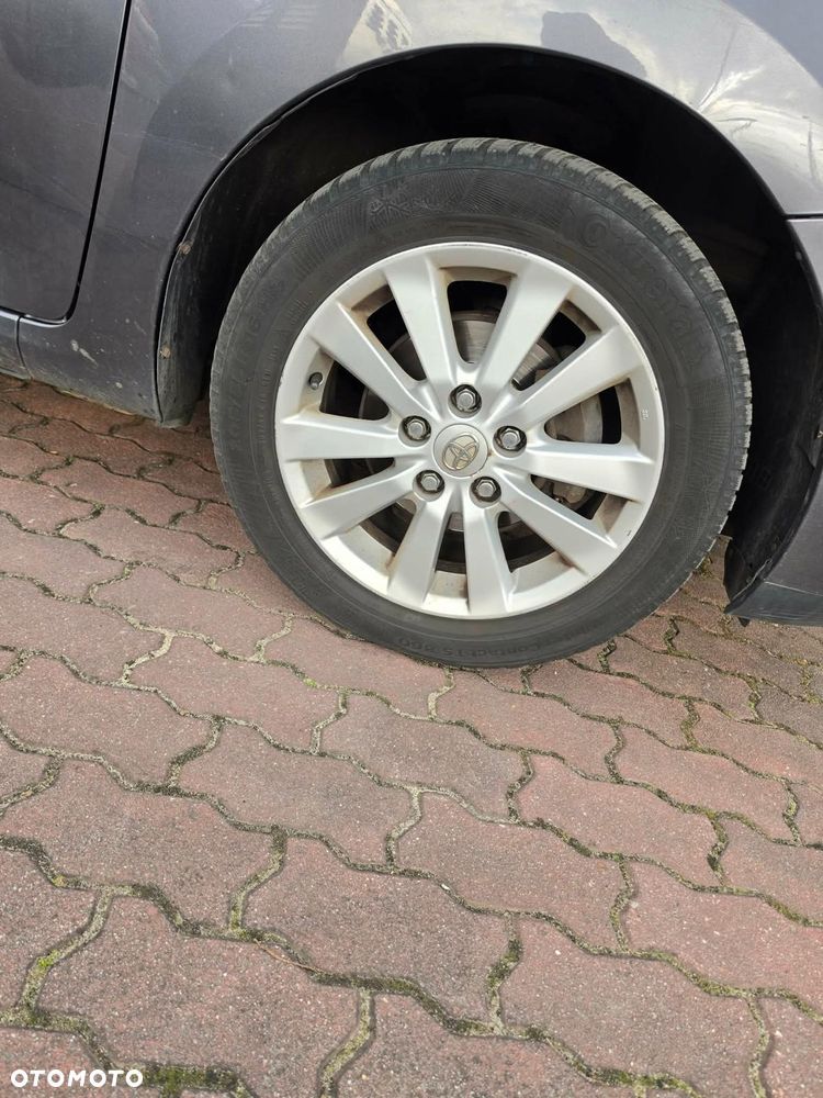 Toyota Auris - 14