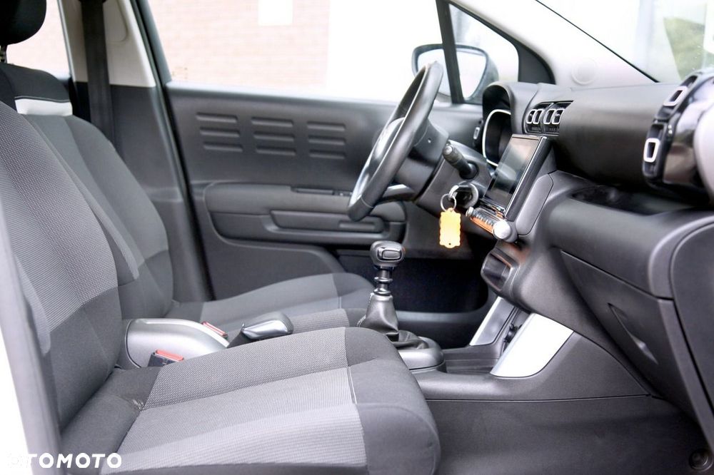 Citroën C3 Aircross 1.2 PureTech Plus S&S - 16