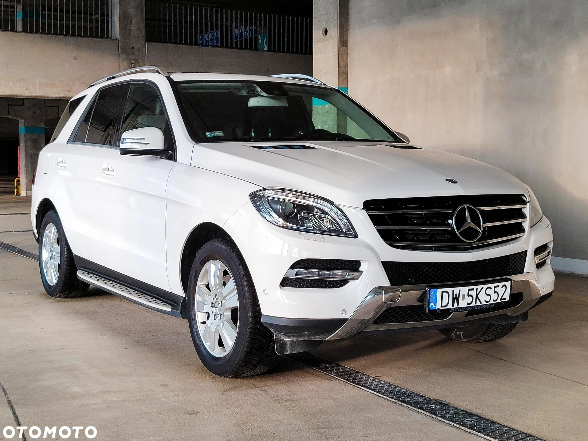 Mercedes-Benz ML 350 BlueTec 4-Matic - 4
