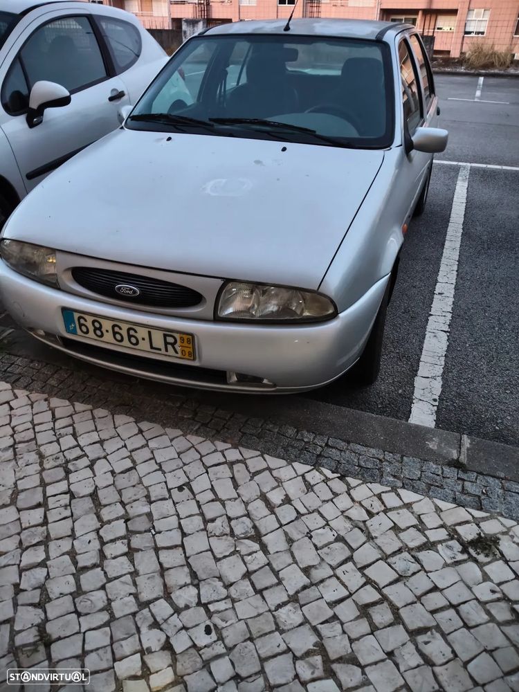 Ford Fiesta 1.25 Techno - 2